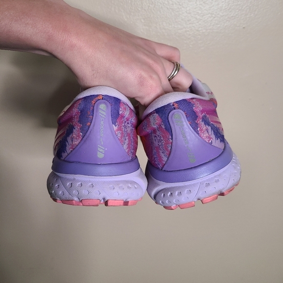 Brooks Ghost Tie Dye Running Shoes - Picture 5 of 9